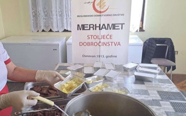 NAPREDNA RS | Merhametova kuhinja u RS-u ima rast broja korisnika za 20 posto