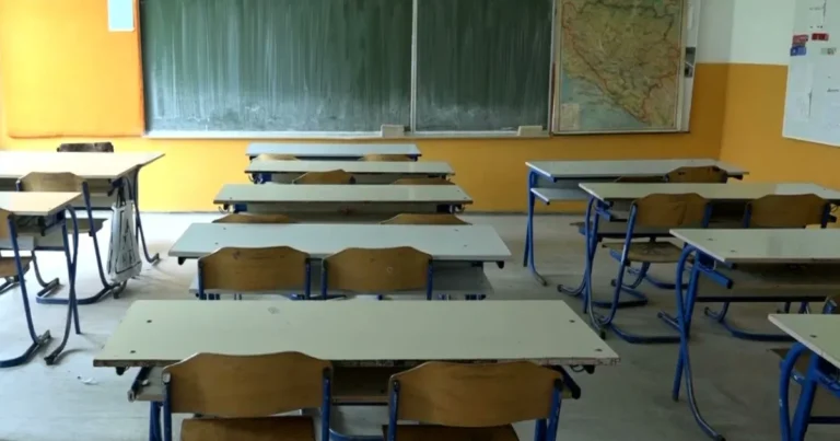 Roditelji: Učenik našu djecu udara nogom u glavu. Ministarstvo: Pomažemo savjetima