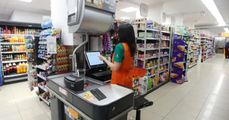 Promet trgovine na malo u BiH u decembru manji za jedan posto