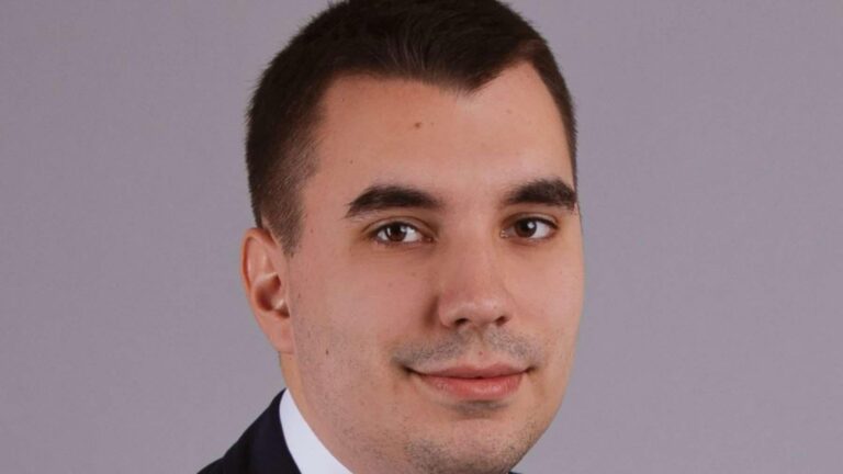 Miljan Mladenović: Vlasti u BiH kreiraju nestabilnosti, na građanima je da se od toga otrgnu