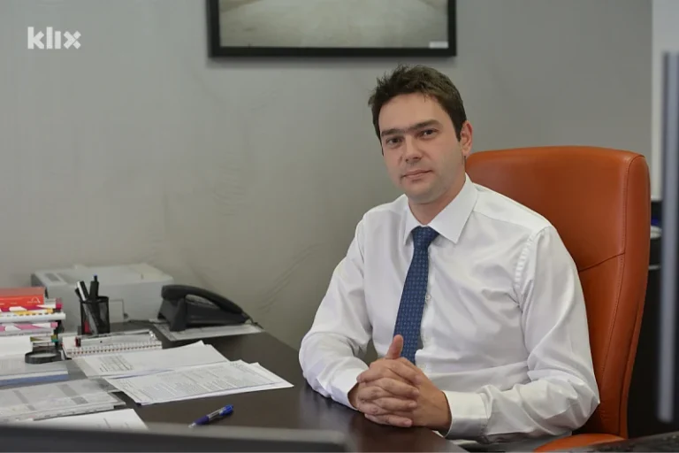 Priveden i Jasmin Bučo, bivši izvršni direktor Autocesta FBiH za projektovanje i građenje