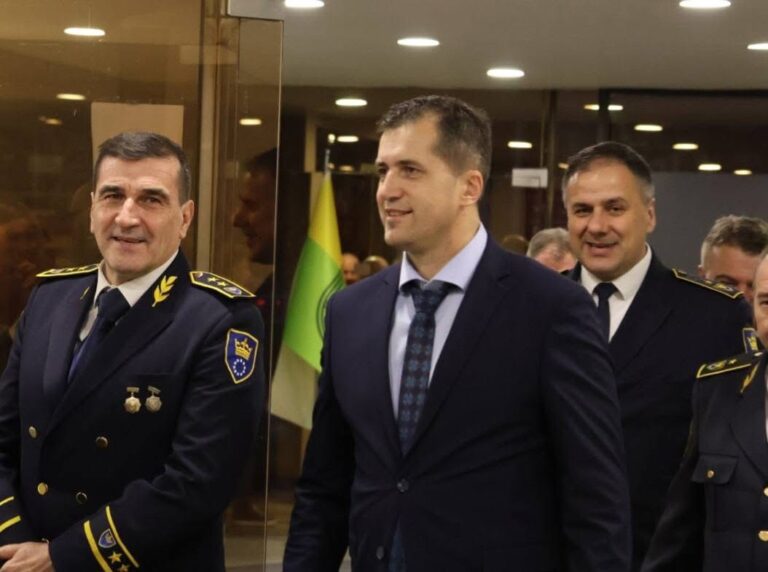 Ministar MUP-a ZDK Emir Vračo: Dan nezavisnosti nas podsjeća na snagu zajedništva i odgovornost prema domovini!