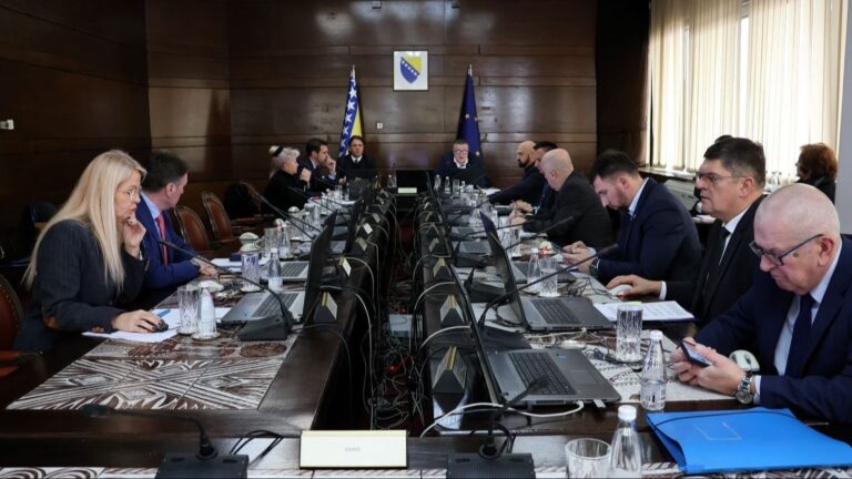 Evo zašto Vladin kriterij za pomoć firmama nije dobar