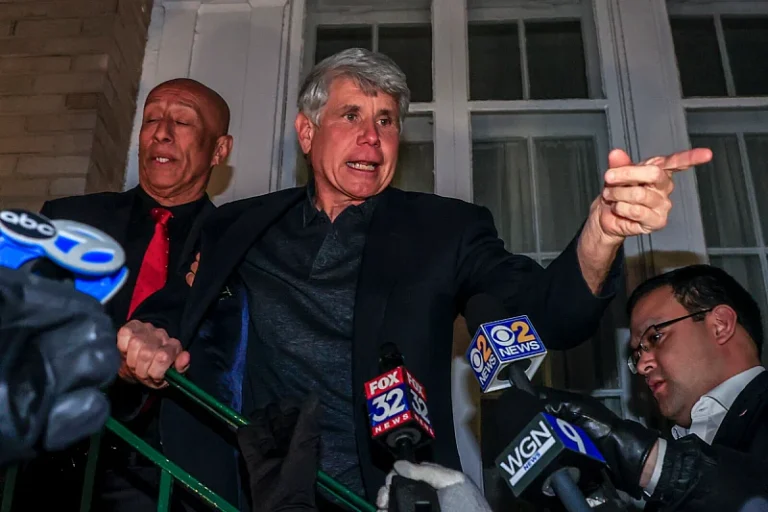 Aleksandar Vučić u Beogradu primio Roda Blagojevića, guvernera kojeg je zatvorske kazne spasio Trump