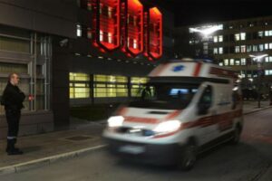 U RS zemlja zatrpala dva radnika i vatrogasca