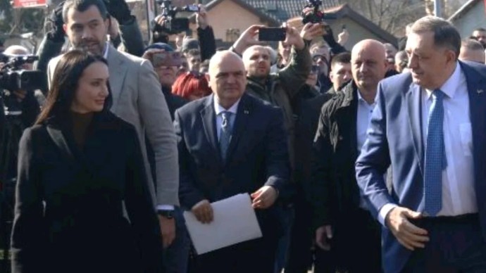 Gorica Dodik uoči presude njenom ocu Miloradu: “Samo naprijed stari moj. Ponosna sam na tebe jer ti ne sude za sav izmišljeni kriminal i afere”