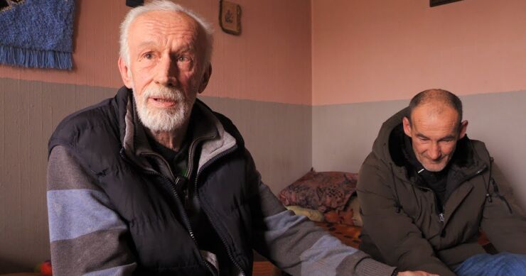 Milostivi Zeničanin u svoj dom primio beskućnike: “Ponekad se nema šta jest, a kad je akcija bude i piletine”