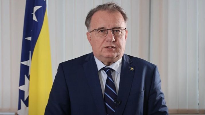Nermin Nikšić: Licemjerno je rušiti BiH, a onda tražiti da vraća dug