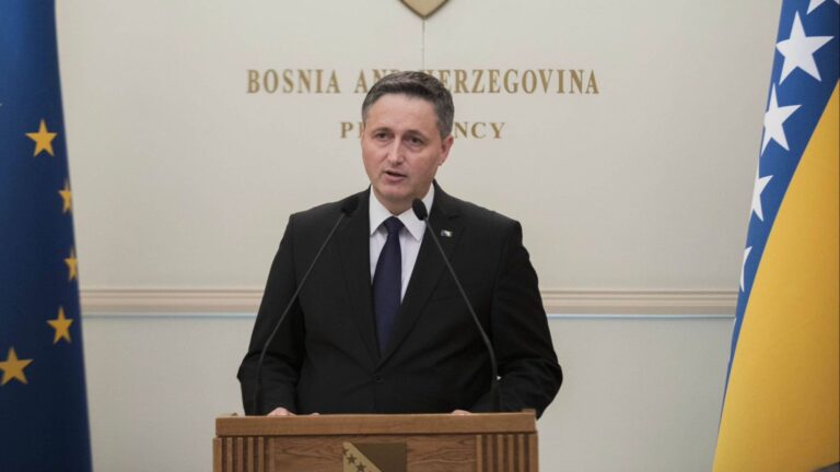 Bećirović: Svaki Dodikov antiustavni zakon bit će suspendovan