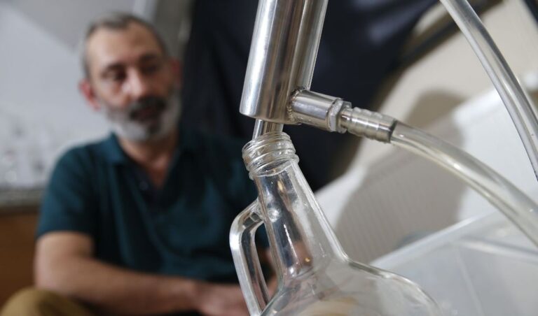 Zbog ovog ilegalnog pića ove godine preminulo 160 ljudi