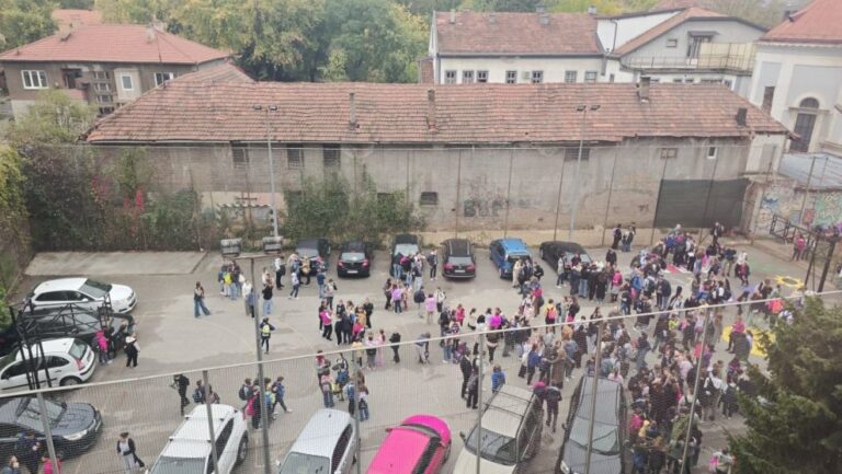 SLUČAJ U ZENICI: Učenica 4. razreda (19) dojavljivala lažne bombe, sad će joj se suditi