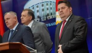 Tužilaštvo BiH izdalo naredbu za privođenje Dodika, Viškovića i Stevandića 