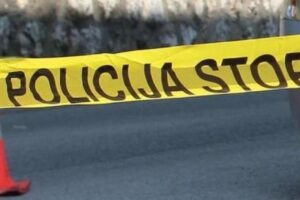 Ubio suprugu i dvije kćerkice samostrijelom i nožem, mučio ih dok nisu izdahnule