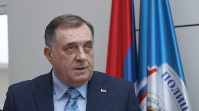 Dodik nakon sastanka: Srbi ostaju u institucijama BiH dok na snagu ne stupe zakoni usvojeni u NSRS