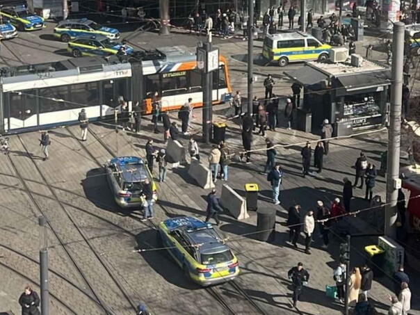 Užas u centru Mannheima: Automobil se zaletio u pješake, najmanje jedna osoba mrtva