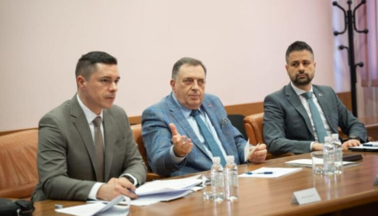 Dodik nakon sastanka sa Čovićem: “Mislim da je Hrvatima dobro da povuku iz naftalina one planove Herceg-Bosne”