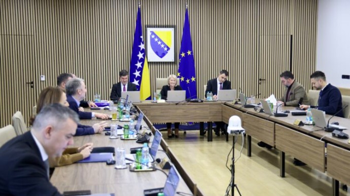 Vijeće ministara BiH jednoglasno usvojilo budžet, Zakon u Sudu BiH povučen