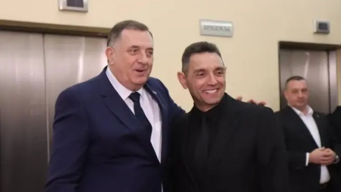 Dok u Tužilaštvu BiH čekaju da Dodik dođe na saslušanje: On u Banjaluci “sastanči” sa Vulinom
