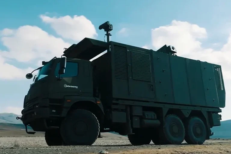 Turska kompanija objavila snimak testiranja sistema za uništavanje FPV dronova: “Nema projektila, samo laseri”