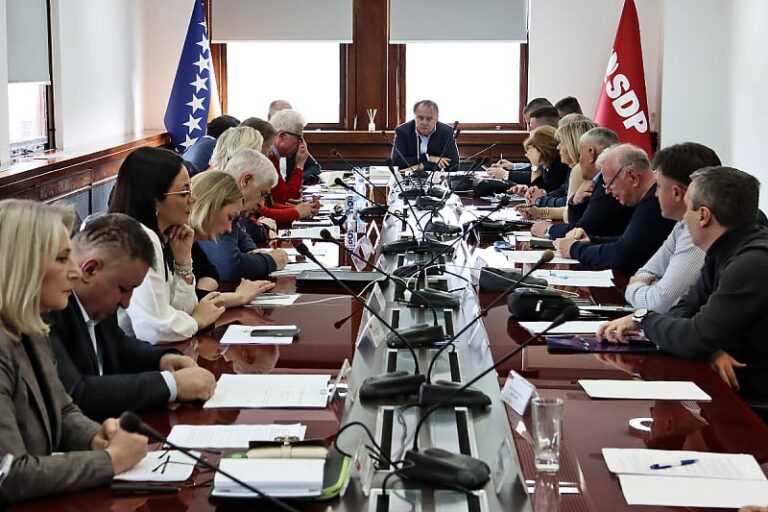 SDP: “Dodiku nije stalo ni do njegovog naroda”