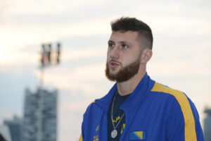 Jusuf Nurkić obradovao 400 povratnika širom BiH povodom ramazanskog Bajrama