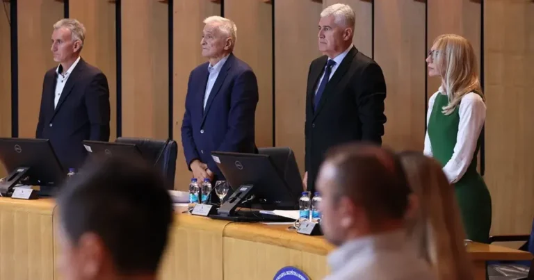 Hitna sjednica o plaćama u institucijama BiH: Ako ne prihvate izmjene, nekome 315, a nekom 37 KM povećanja