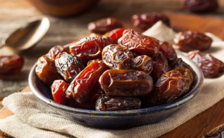 Zapanjujući efekti na zdravlje: Pojedite samo jednu hurmu dnevno i osjetit će te bitnu razliku