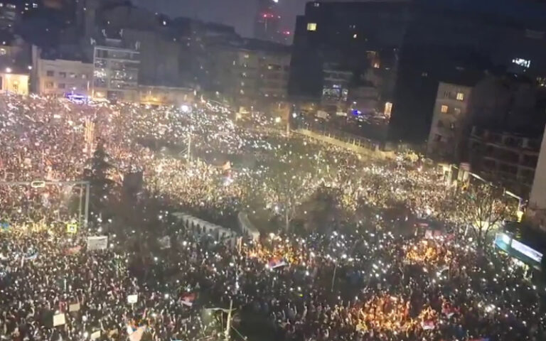 SIGURNI SU | MUP Srbije: Na vrhuncu današnjih protesta prisutno 107.000 ljudi
