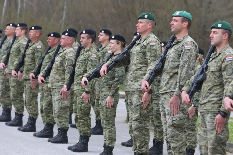 U Hrvatskoj sve spremno za vraćanje vojnog roka, čeka se na usvajanje zakona