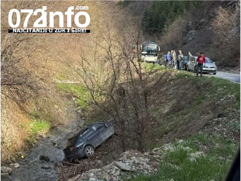 Nesreća kod Zenice, automobilom sletio u potok