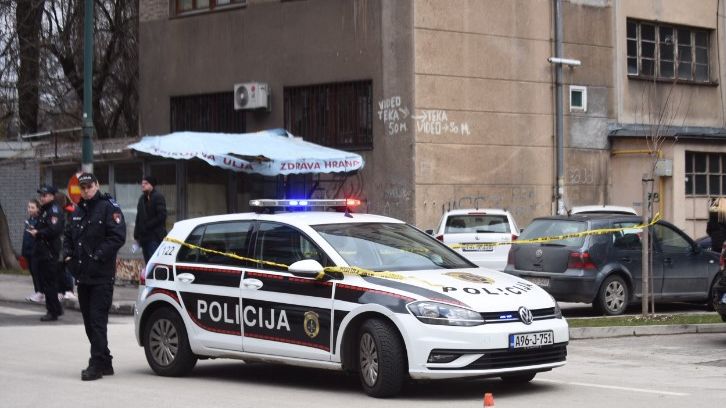Haos u BiH: Dvije žene opljačkale trafiku i prebile radnicu