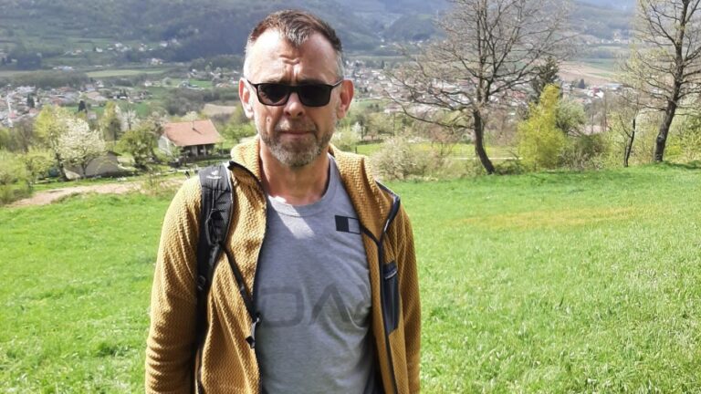 Jasmin Ahmić kao 16-godišnjak preživio pokolj: Preživjeli smo tako što smo pružili otpor, gdje su zatekli nejač ubijali su ispred kuća