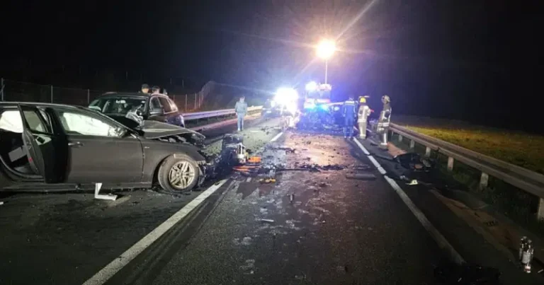 Svi vozači i putnici u tri vozila koja su učestvovala u stravičnoj nesreći kod Karlovca su iz BiH