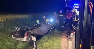 Šta se dešava? - Još jedna tragedija na bh. cestama: Maloljetnik poginuo u saobraćajnoj nesreći