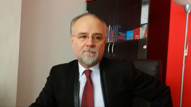 Ekonomista Zoran Pavlović upozorava: “Stanje je loše, 900.000 tona uglja izvezli smo u Srbiju”