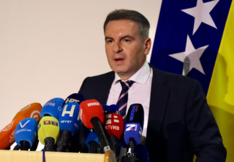 Smajić: Čović sa Dodikom ruši BiH, a ne Bošnjaci