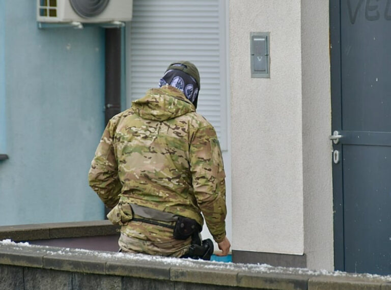 SIPA uhapsila osam osoba u Banjoj Luci zbog sumnje na krijumčarenje ljudi