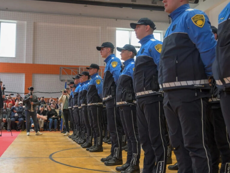 Svečano u Zenici: Zeničko-dobojski kanton dobio 100 novih policajaca