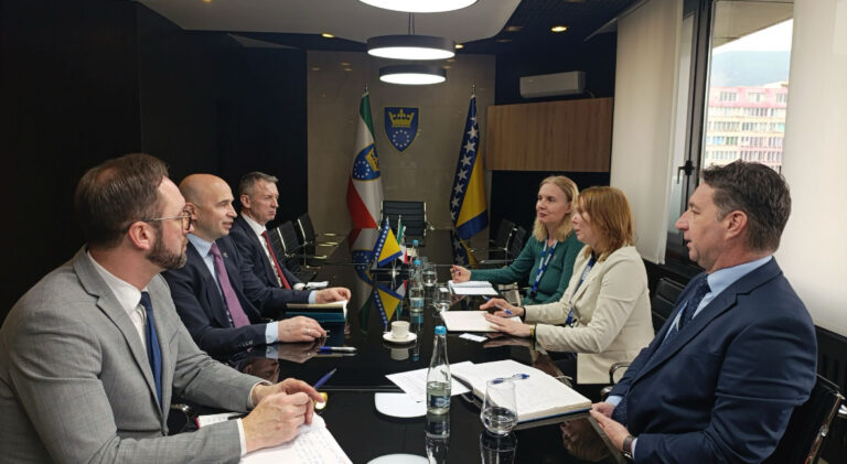 Delegacija OSCE-a posjetila ZDK: Premijer i predsjedavajući Skupštine razgovarali sa šeficom Ureda OSCE-a u Travniku