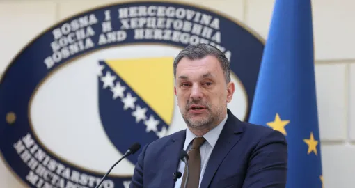 Dodikovi ambasadori “udarili” po Konakoviću: “Grubo kršenje Ustava BiH, udar…”