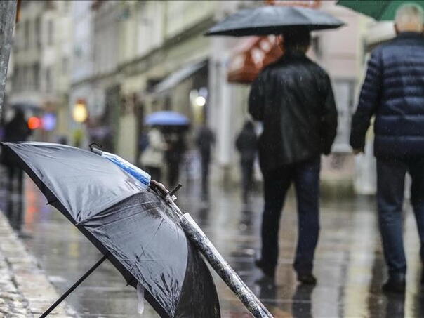 Sutra u BiH nestabilno vrijeme s kišom i pljuskovima, temperature između 12 i 18 stepeni