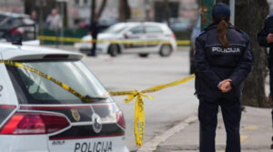 Teška nesreća: Sudar tri vozila, pet osoba povrijeđeno