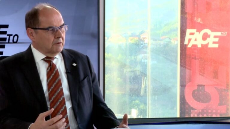 Šmit o Dodiku: Otišao je predaleko, imam sva sredstva na stolu