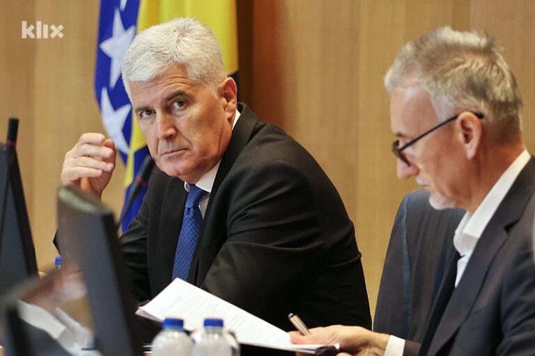 Čovićev manevar protiv opozicije završio blokadom Parlamenta