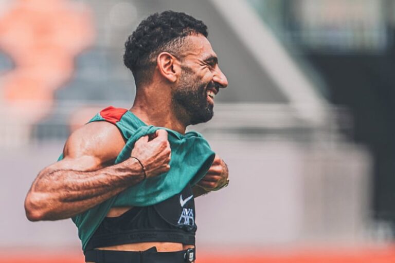 Engleska će ponovo da strepi: Salah podigao majicu i pokazao briljantne mišiće na pripremama