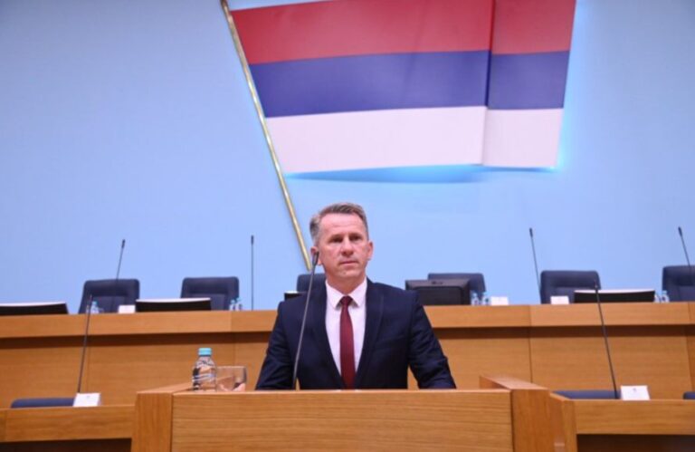 Dubravac prozvao Dodika: “Neimar iz Bakinaca postao je zidar institucija BiH”