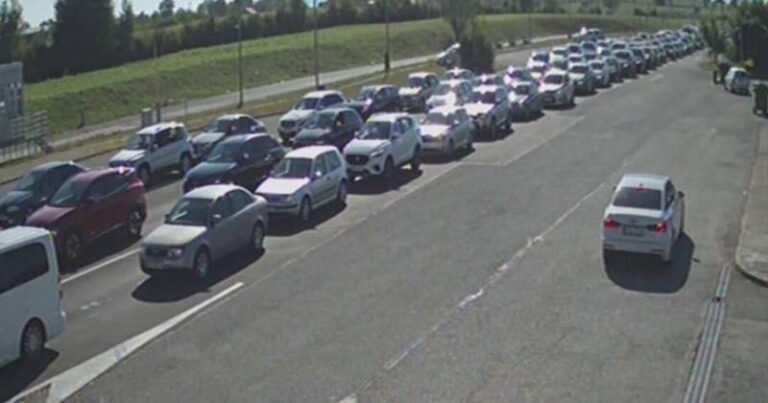 Duga kolona vozila na izlazu iz BiH na tri granična prelaza