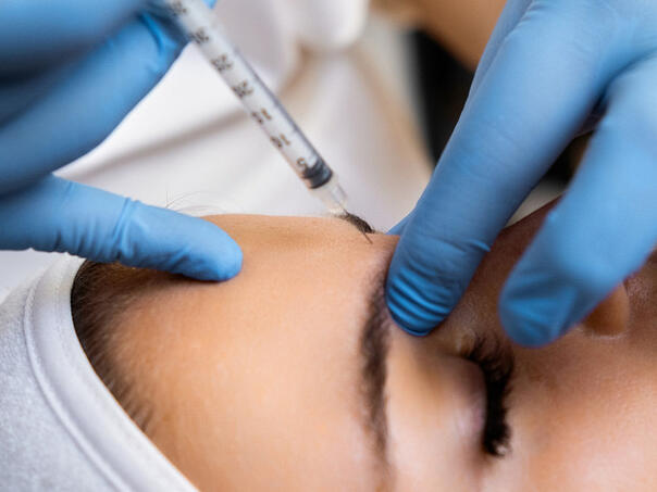 Britanka završila u bolnici nakon što je primila sumnjivu injekciju botoksa