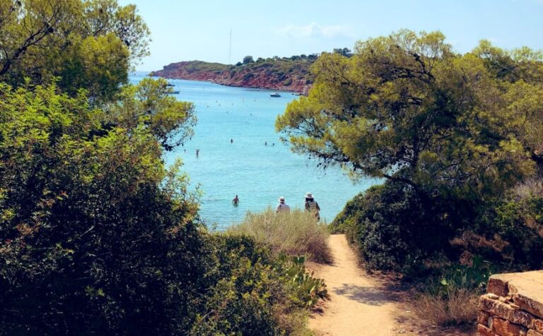 Užas u Grčkoj: Djevojčica (2) pronađena mrtva na plaži u predgrađu Atine