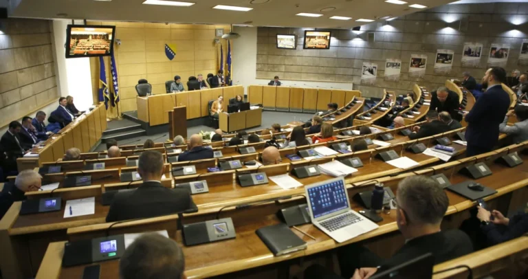 Novi detalji sa sjednice Predstavničkog doma PFBiH: Koji zakoni su izazvali raspravu poslanika?